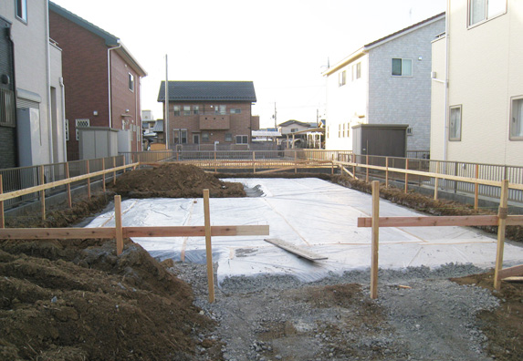 基礎・防湿シートの施工